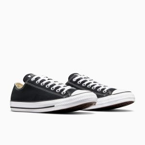 Converse Chuck Taylor "Black and White"