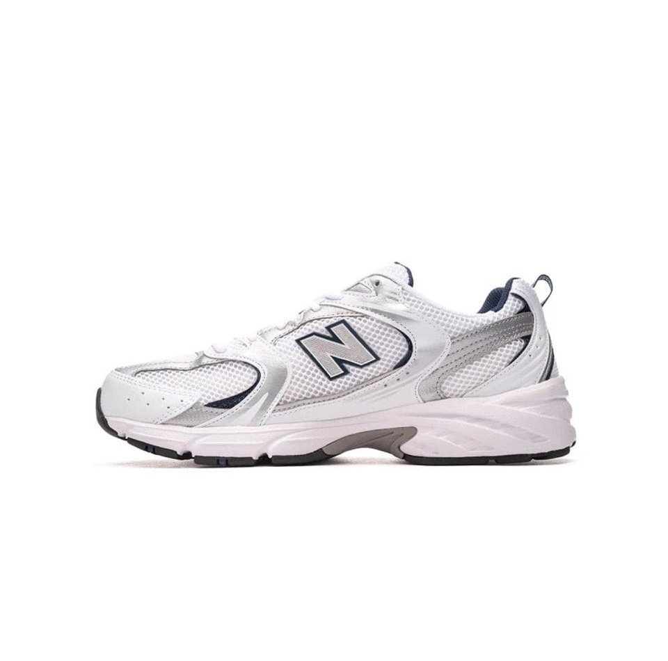 New Balance 530 Navy Blue and White - Image 3