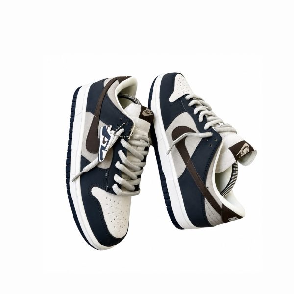 Alternative view of Otomo Katsuhiro x SB Dunk Low "Steamboy OST Blue/Brown"