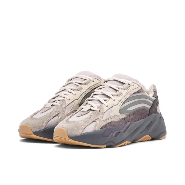Yeezy Boost 700 V2 Tephra - Image 3