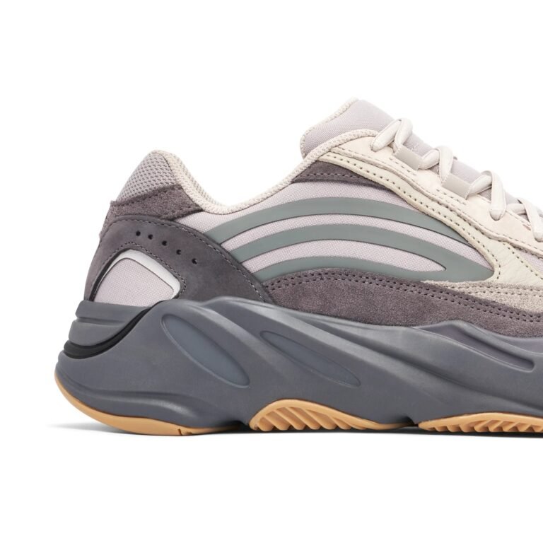 Yeezy Boost 700 V2 Tephra - Image 4