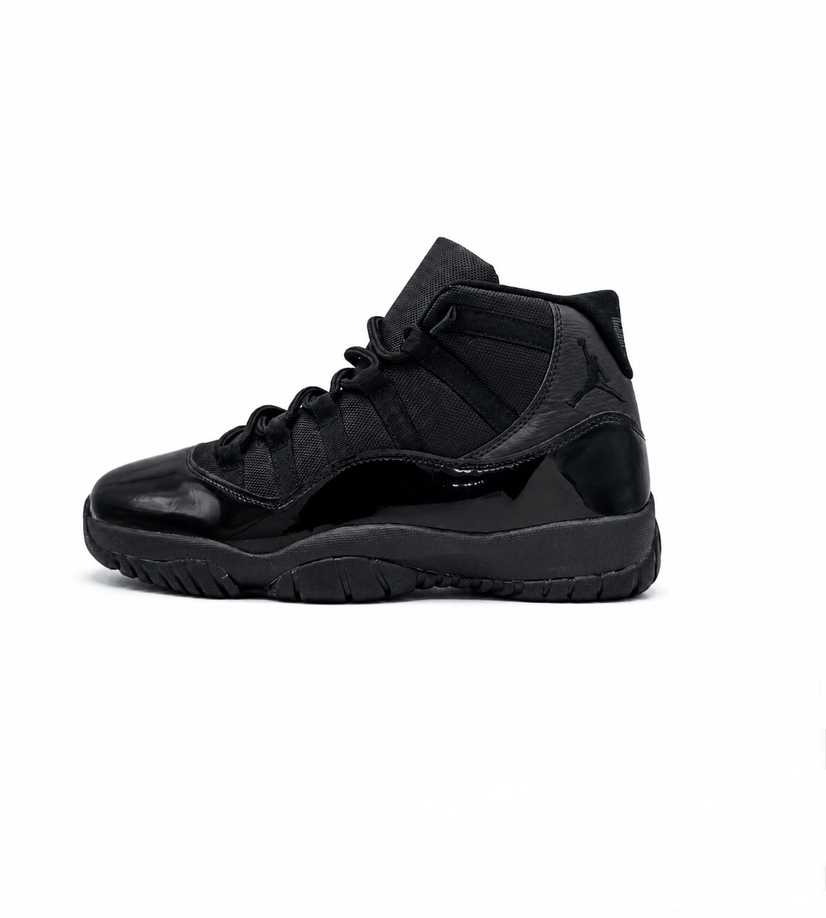 Air J11 Retro Triple Black “Cap and Gown”