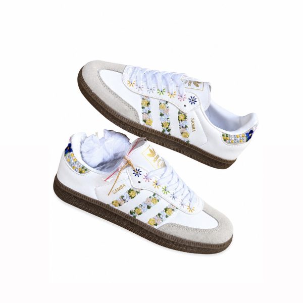 Alternative view of Samba OG “Floral Cloud”