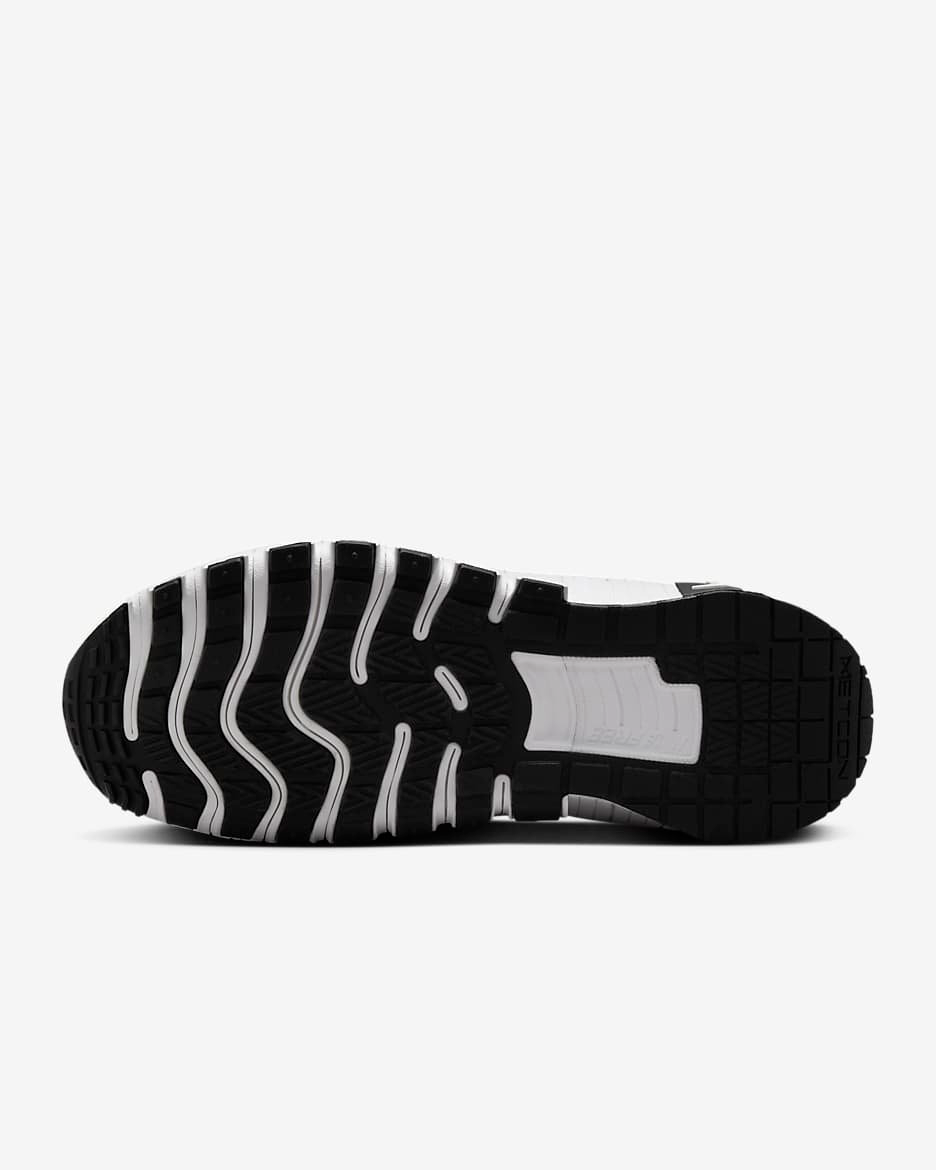 Free Metcon 6 Black White - Image 4