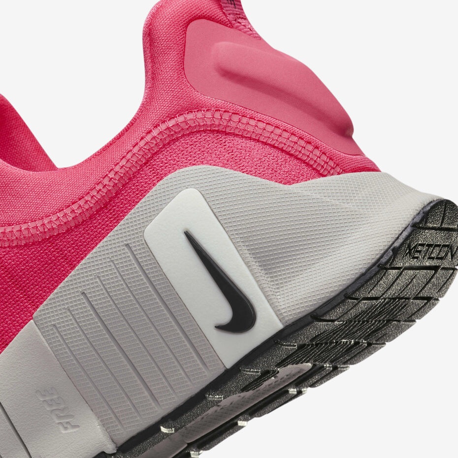 Free Metcon 6 Aster Pink - Image 8