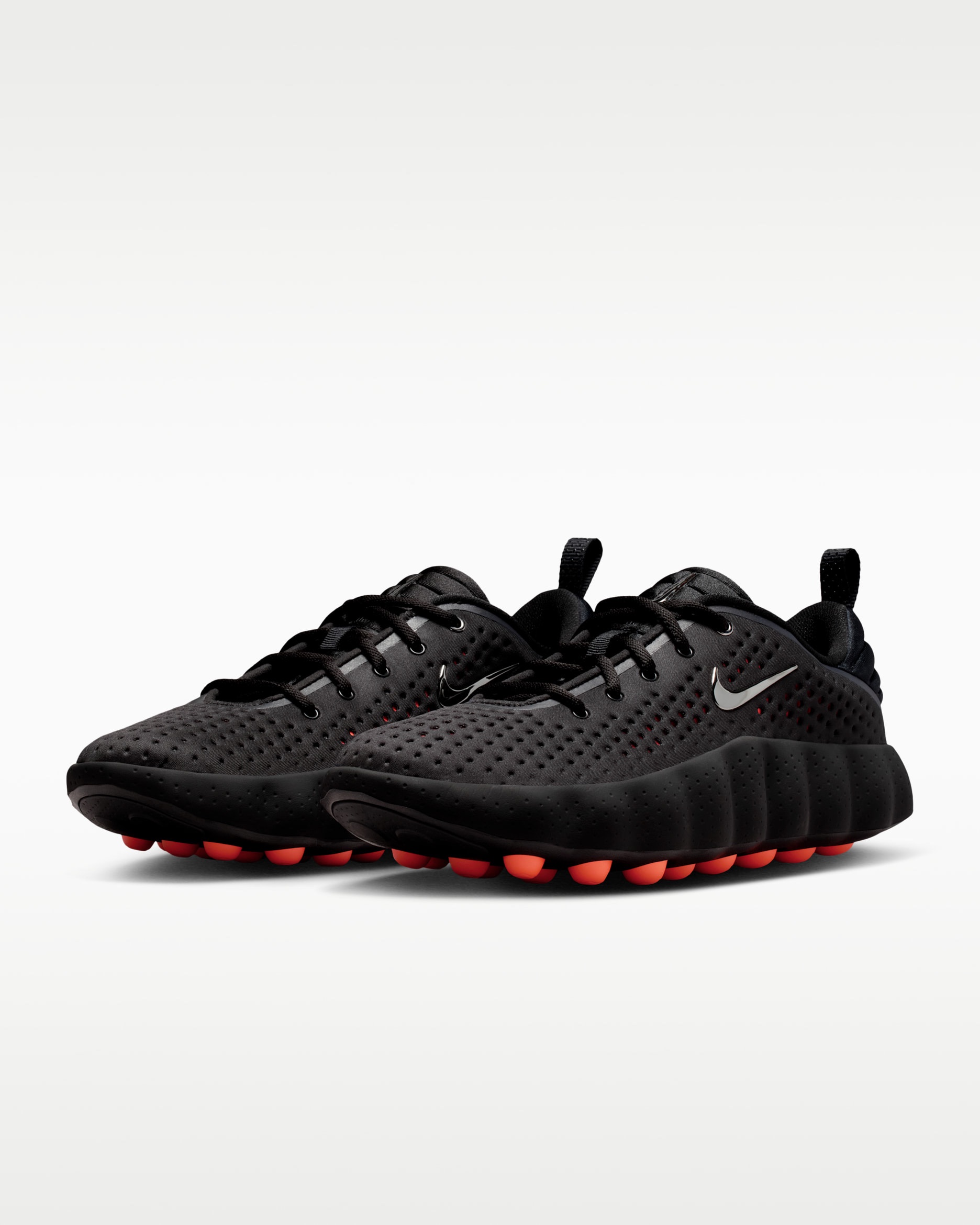 Mind 002 Sneakers “Black Hyper Crimson”