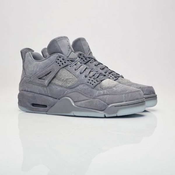 Air J4 Retro Cool Grey x Kaws